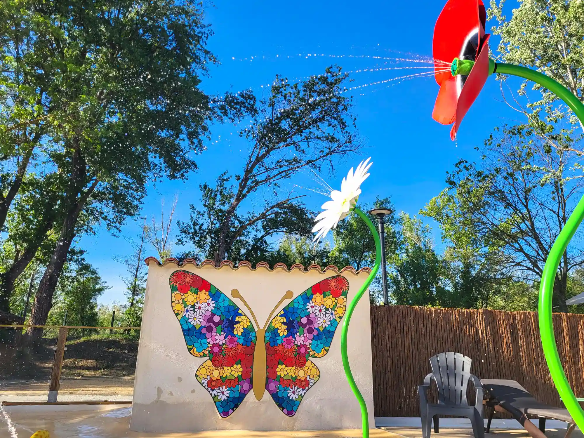 aire de jeux aquatiques camping le val de cesse